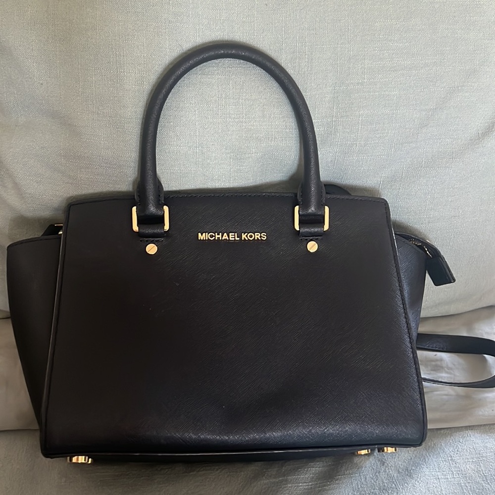 Michael Michael Khors - Black Selma Saffiano Leather Medium Satchel